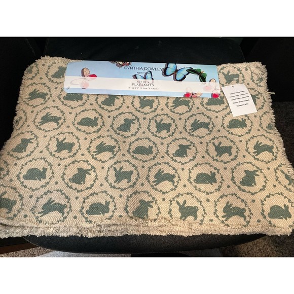 PLACEMATS Easter Bunny Rabbits Cynthia Rowley 13" x 19" 100% Cotton NEW Set of 4 - Picture 1 of 5